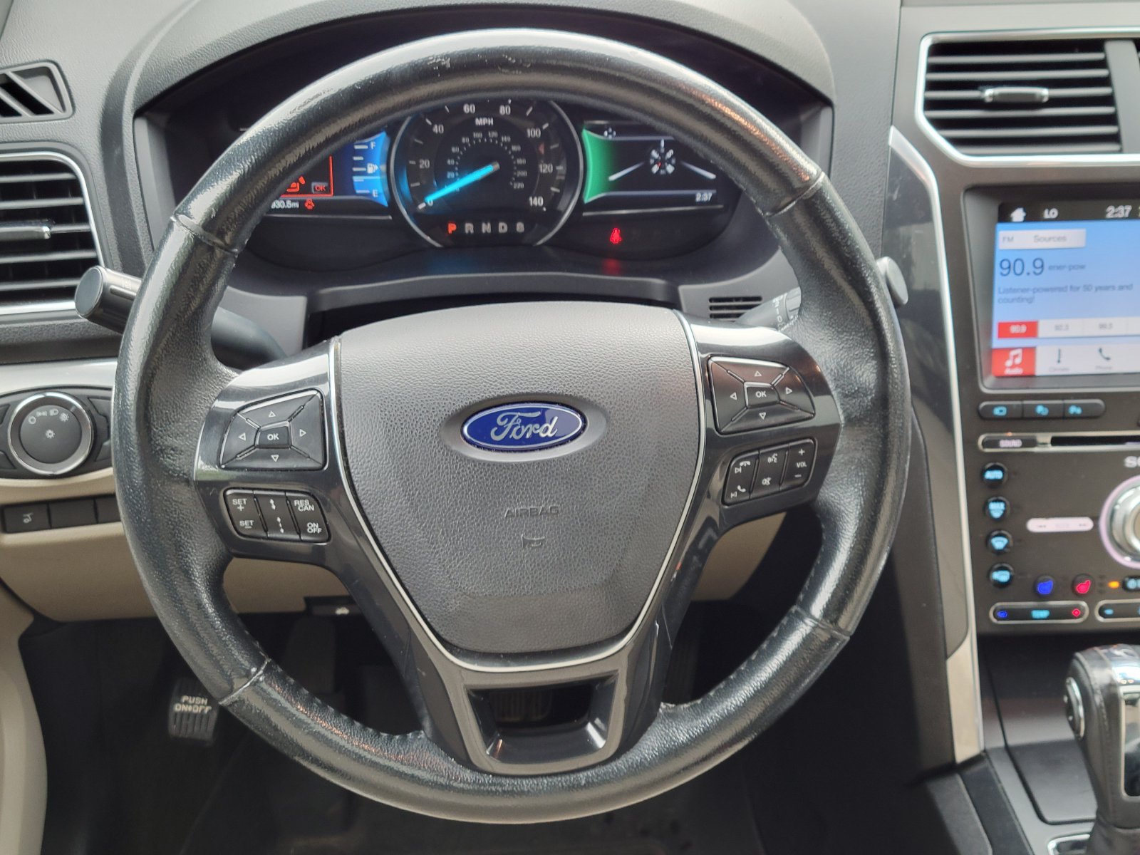 Used 2018 Ford Explorer Limited w/ Equipment Group 301A AWD/4WD image 28