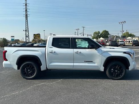 New 2026 Toyota Tundra Limited AWD/4WD image 2