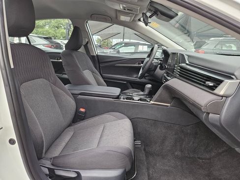 Used 2025 Toyota Camry LE FWD image 27