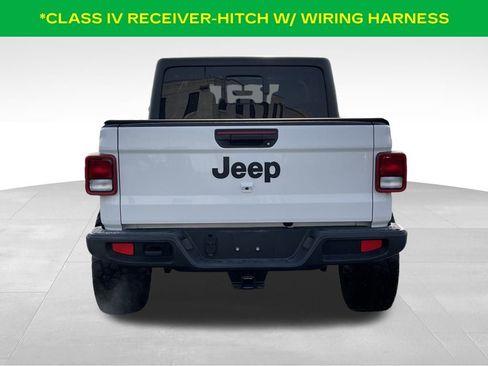 Used 2023 Jeep Gladiator Sport image 10