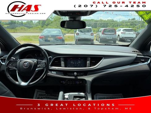 Used 2023 Buick Enclave Essence AWD/4WD image 18