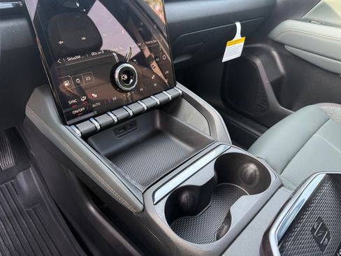 New 2026 GMC Terrain AT4 w/ Technology Package II image 13