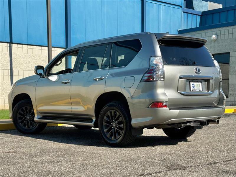 Used 2021 Lexus GX 460 Premium w/ Premium Package AWD/4WD image 7