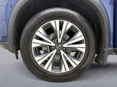 Used 2023 Nissan Rogue SV w/ SV Premium B Package image 25