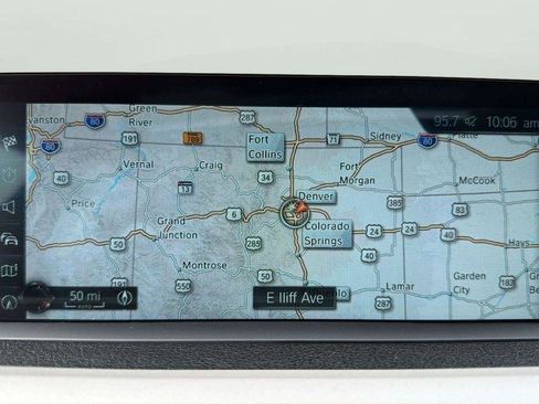 Used 2017 BMW 320i xDrive Sedan image 29