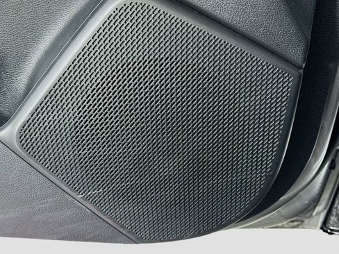 Used 2025 Kia Soul LX w/ LX Technology Package image 18