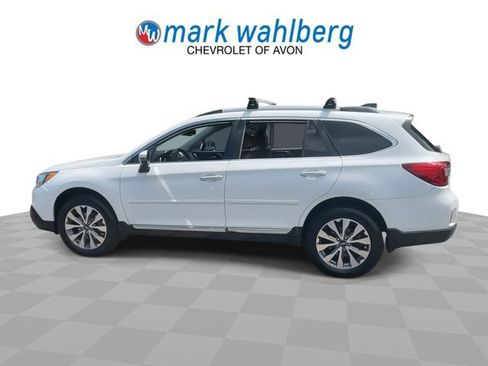 Used 2017 Subaru Outback 3.6R Touring w/ Popular Package #5A AWD/4WD image 5