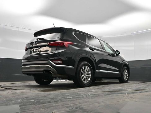 Used 2020 Hyundai Santa Fe SE image 38