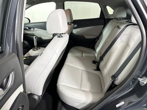 Certified 2022 Hyundai Kona Limited w/ Cargo Package image 25