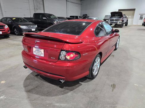 Used 2006 Pontiac GTO image 11