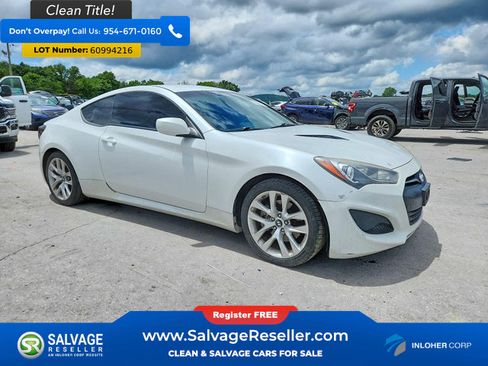 Used 2013 Hyundai Genesis 2.0T RWD image 5