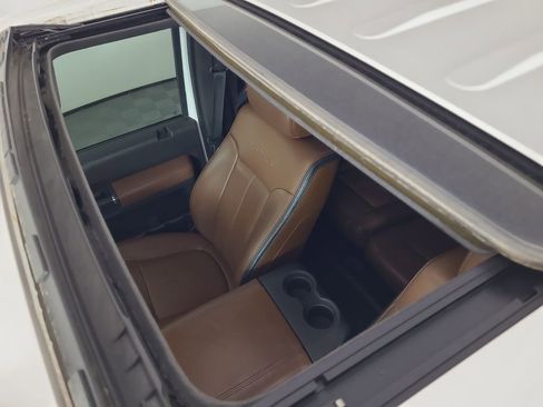 Used 2016 Ford F250 Platinum w/ FX4 Off-Road Package image 9