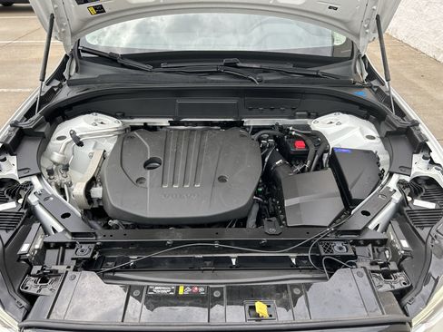 Used 2023 Volvo XC60 B5 Plus w/ Climate Package AWD/4WD image 12
