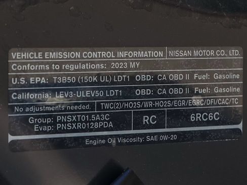Used 2023 Nissan Rogue S FWD image 32