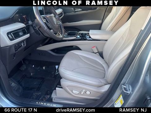 Used 2022 Lincoln Nautilus Reserve AWD/4WD image 11