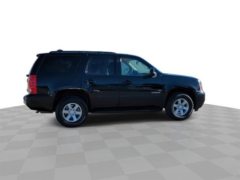 Certified 2011 GMC Yukon SLE image 9