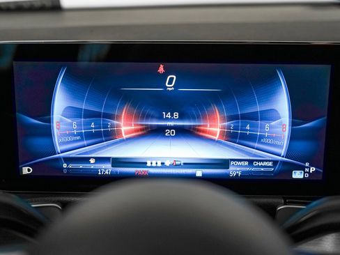 New 2026 Mercedes-Benz GLB 35 AMG 4MATIC image 16