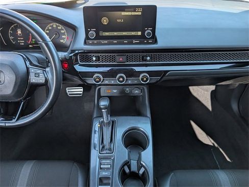 Used 2022 Honda Civic Sport image 7