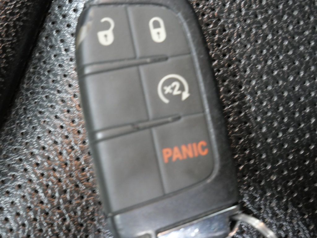 Used 2023 Jeep Compass Limited AWD/4WD image 23