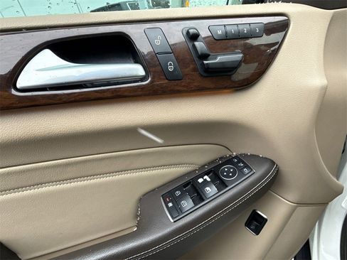 Used 2014 Mercedes-Benz ML 350 4MATIC image 19