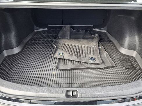 Used 2023 Toyota Corolla LE image 17