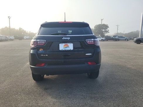 New 2026 Jeep Compass Latitude image 4