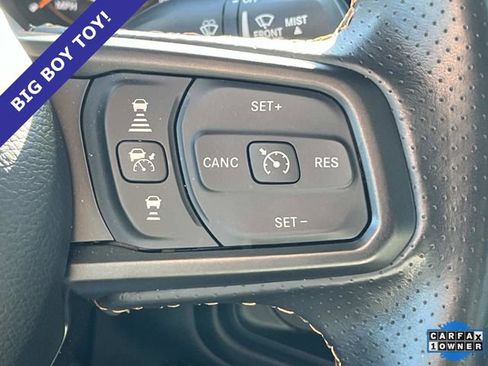 Used 2025 Jeep Gladiator Mojave image 27