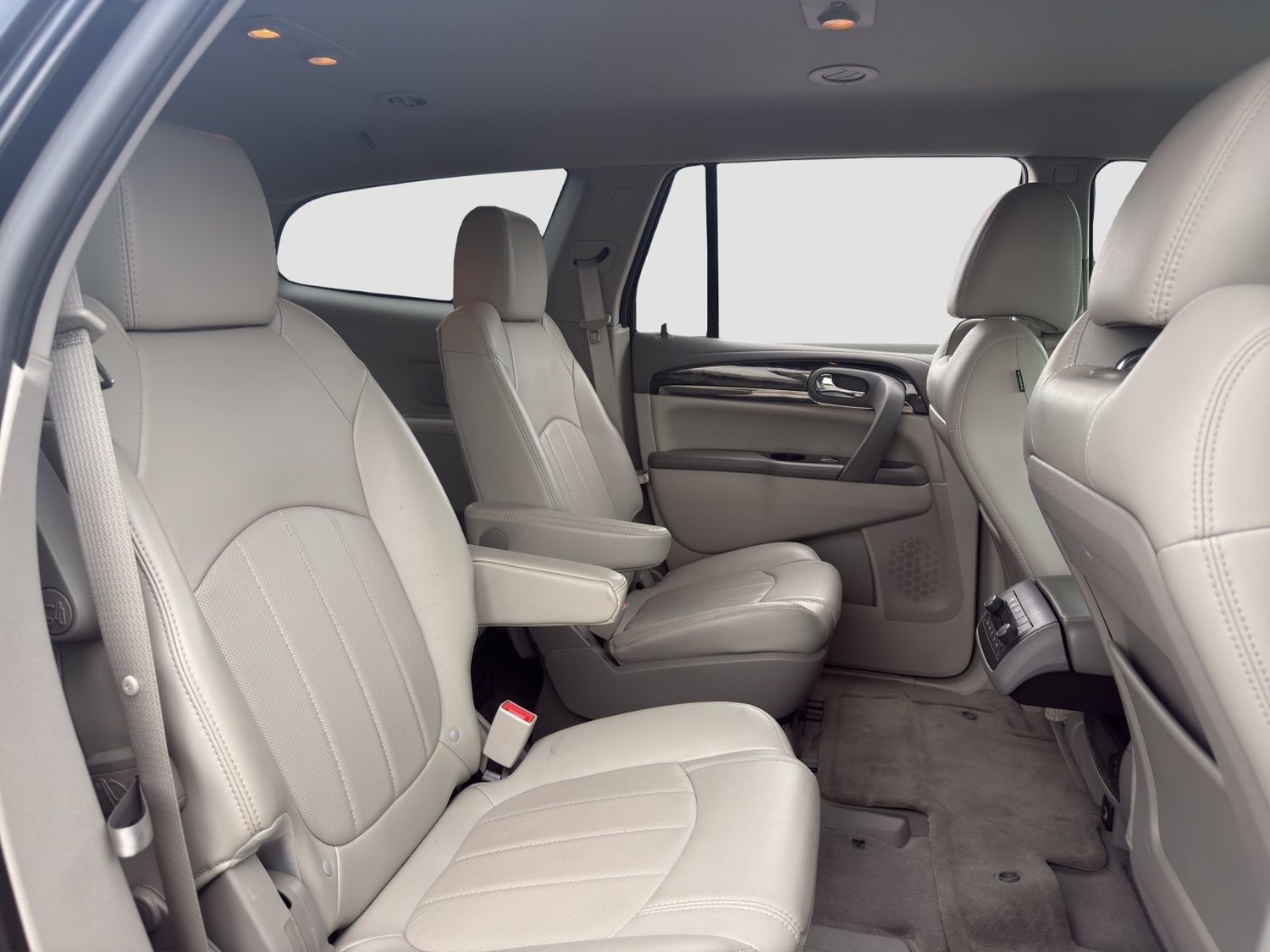 Used 2017 Buick Enclave Premium AWD/4WD image 18