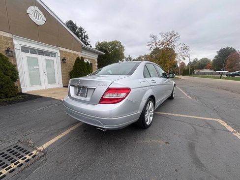 Used 2009 Mercedes-Benz C 300 4MATIC Sedan image 5