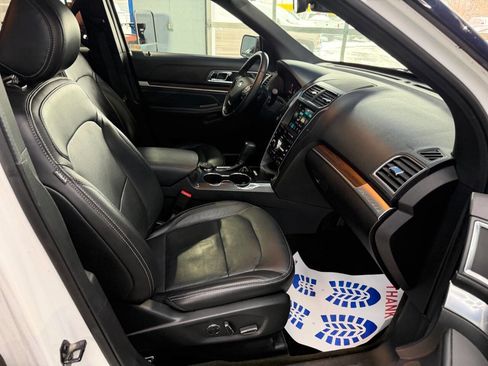 Used 2017 Ford Explorer Limited w/ Equipment Group 301A image 23