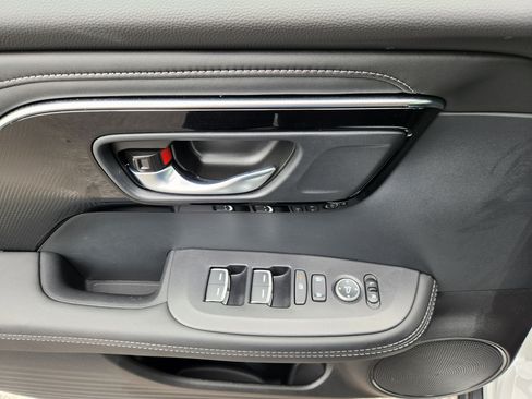 Certified 2025 Acura ADX AWD image 17
