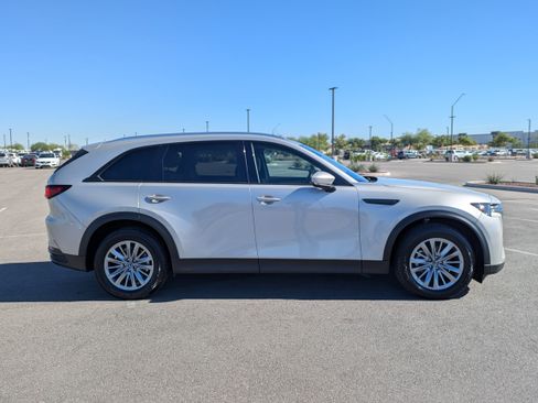 Used 2024 MAZDA CX-90 3.3 Turbo w/ Preferred Package image 6