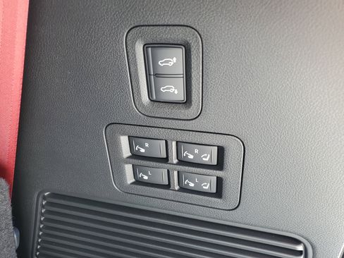 New 2026 Nissan Armada NISMO image 7