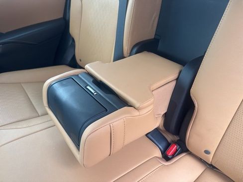 Used 2023 Lexus RX 350 350 Premium image 31