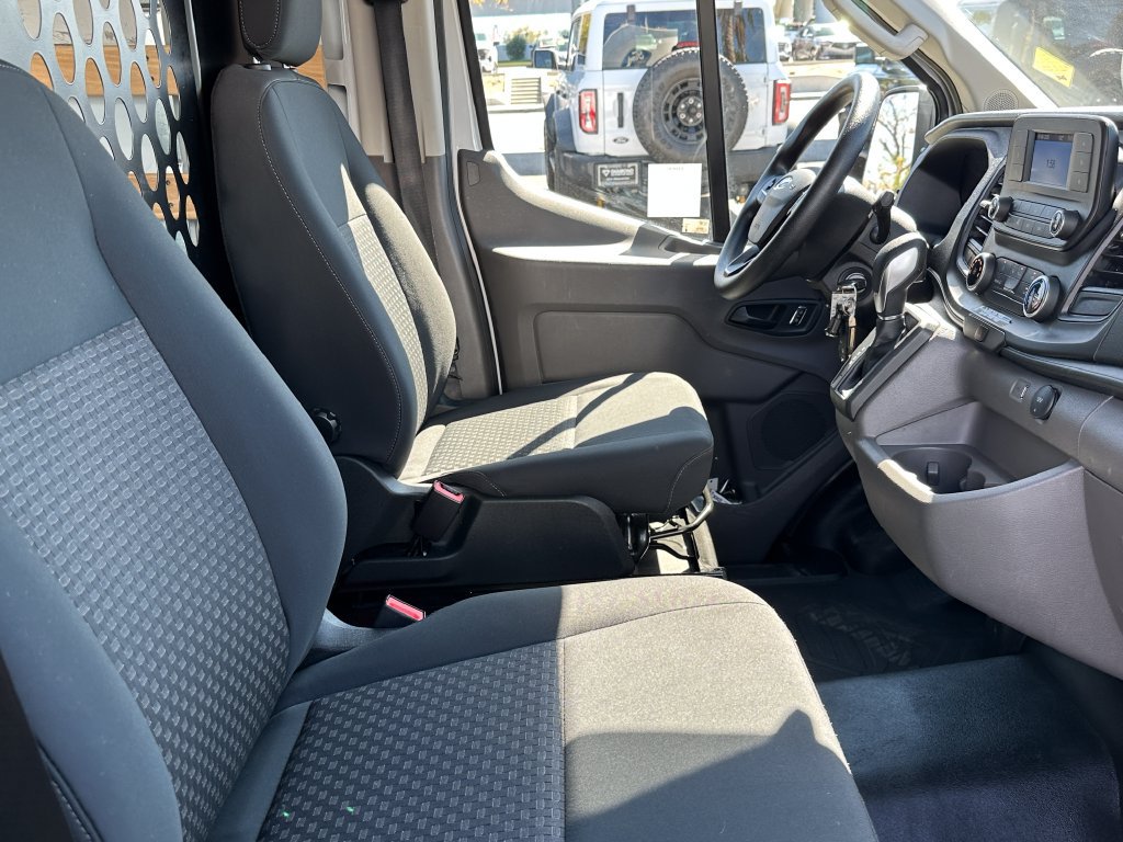 Used 2025 Ford Transit 250 Low Roof w/ Exterior Upgrade Package RWD image 16