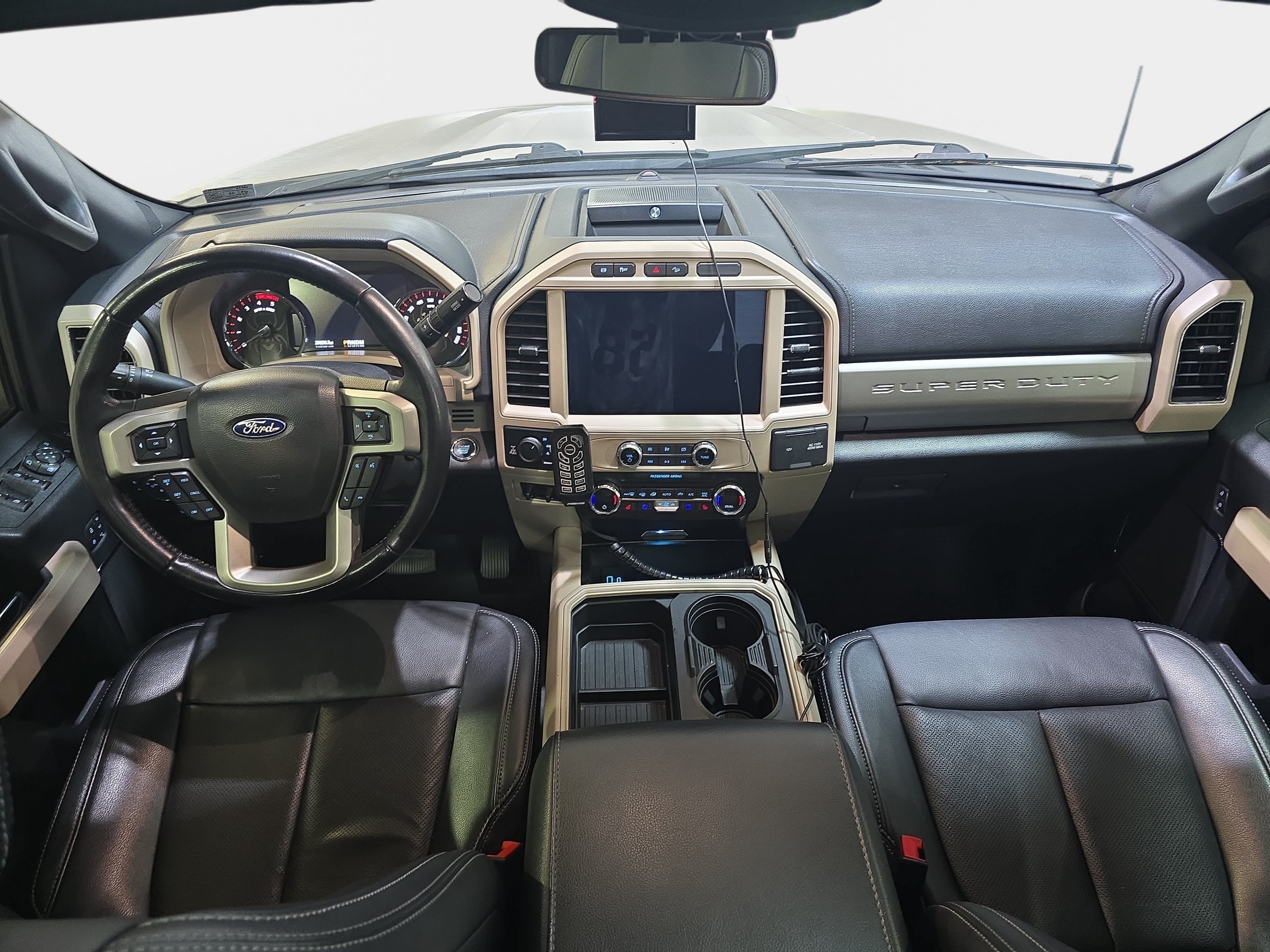 Used 2022 Ford F250 Lariat w/ Black Appearance Package AWD/4WD image 10