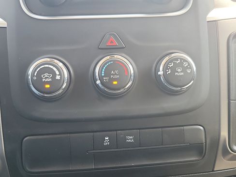 Used 2024 RAM 1500 Classic SLT RWD image 38
