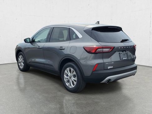 Used 2023 Ford Escape Active w/ Tech Pack #2 AWD/4WD image 5