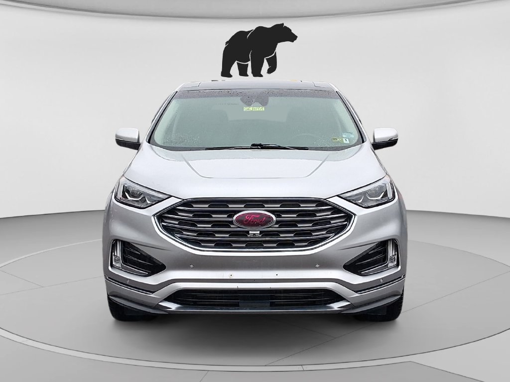 Used 2019 Ford Edge Titanium w/ Equipment Group 301A AWD/4WD image 8
