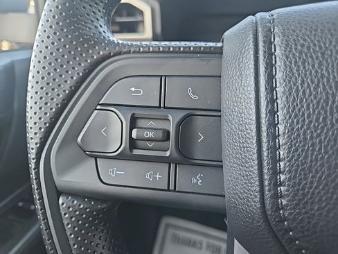 Used 2025 Toyota Tacoma SR5 image 48