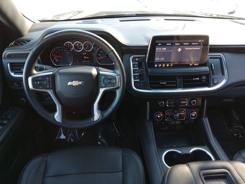 Used 2021 Chevrolet Tahoe LT w/ LT Signature Package AWD/4WD image 15