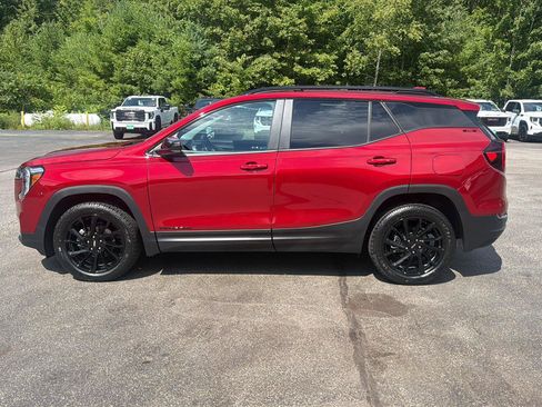 Certified 2025 GMC Terrain Elevation w/ Black Edition AWD/4WD image 19