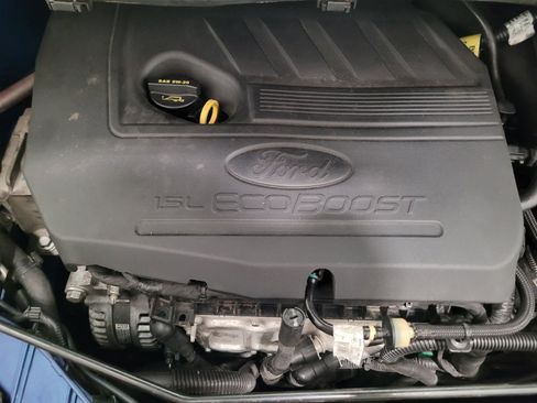 Used 2017 Ford Escape SE AWD/4WD image 30
