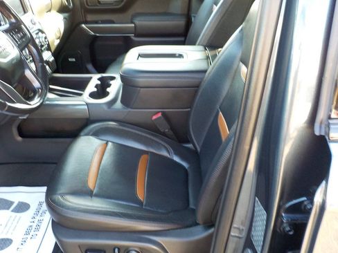 Used 2019 GMC Sierra 1500 AT4 w/ AT4 Premium Package AWD/4WD image 14