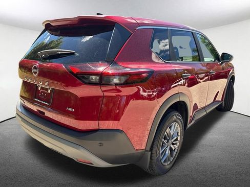 Used 2023 Nissan Rogue S AWD/4WD image 13