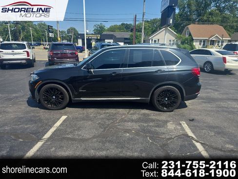 Used 2017 BMW X5 xDrive50i AWD/4WD image 1