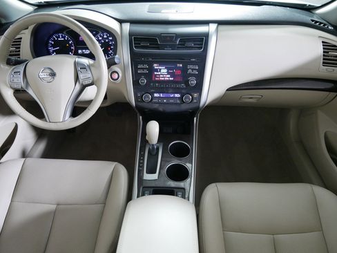 Used 2013 Nissan Altima 2.5 SL image 10