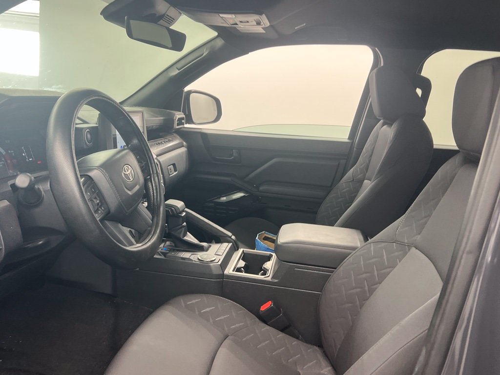 Used 2025 Toyota Tacoma SR5 RWD image 9