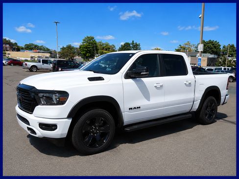 Used 2021 RAM 1500 Big Horn AWD/4WD image 1