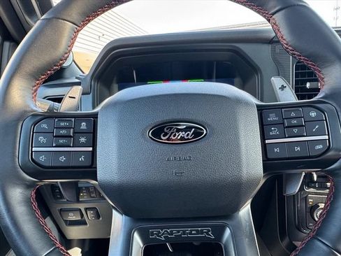 Used 2025 Ford F150 Raptor AWD/4WD image 17